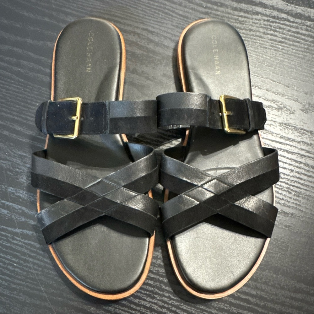Cole Haan Sz 7.5 Black Faux Leather Suede Flat slide Sandals Gold Accent